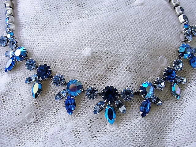 EXCEPTIONAL Elegant Signed SHERMAN Necklace Brilliant Peacock Blue Aurora Borealis Vintage 50s 60s Rhinestone Costume Jewelry